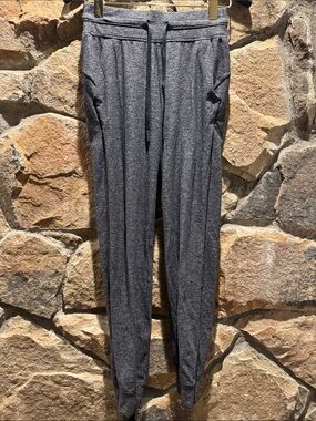 Lululemon pants